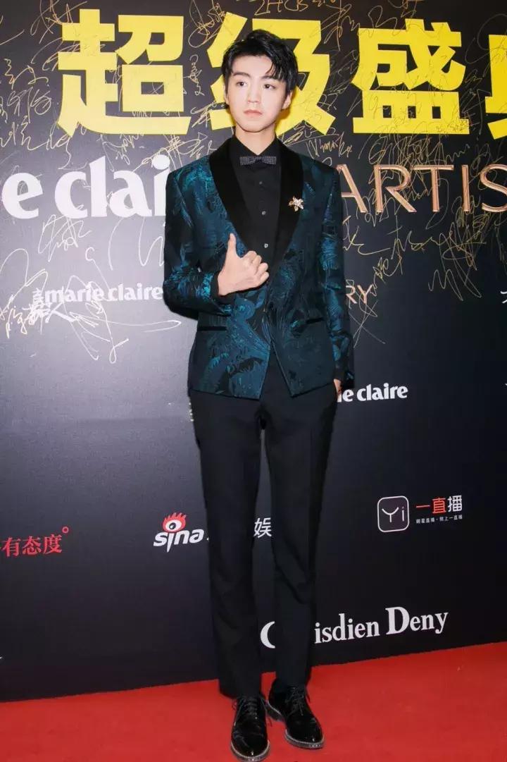 星光大赏杨幂刘亦菲唐嫣,杨幂刘亦菲同框图片