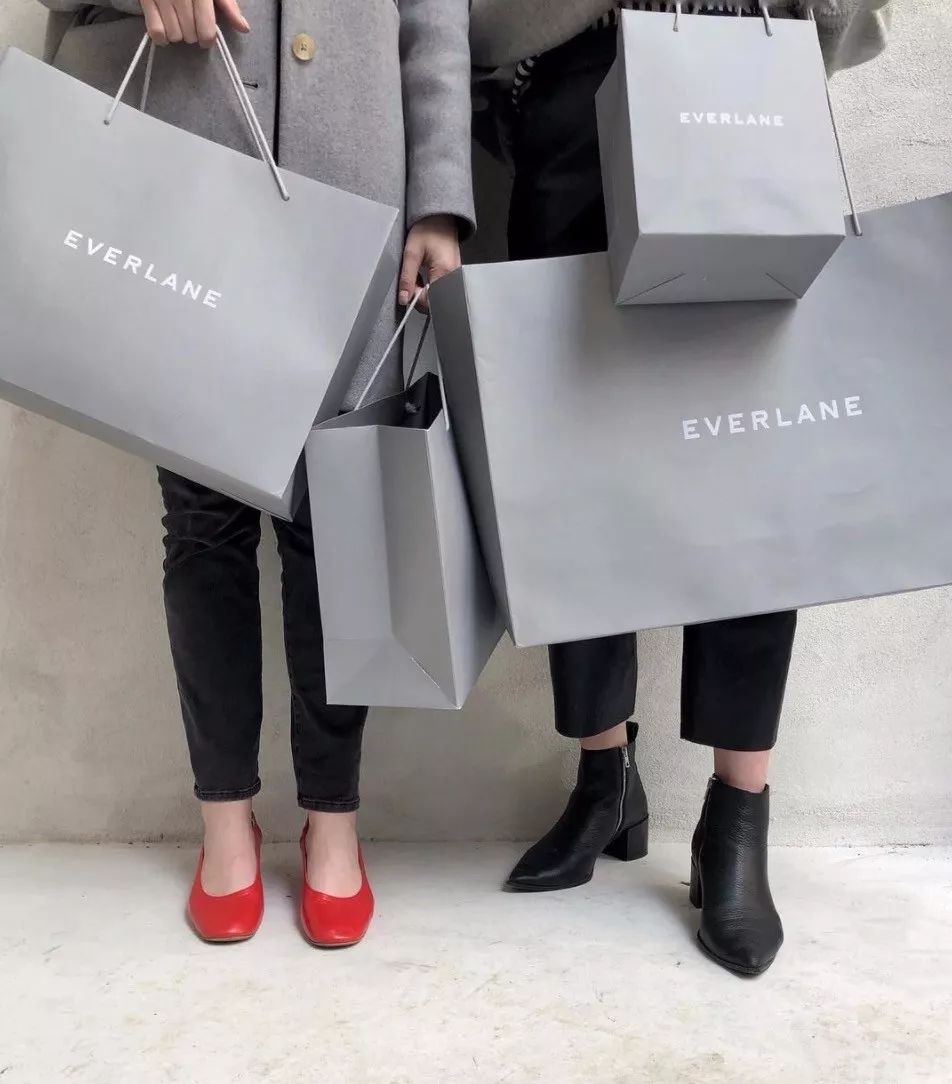 rihanna时髦精,rihanna个人品牌秀