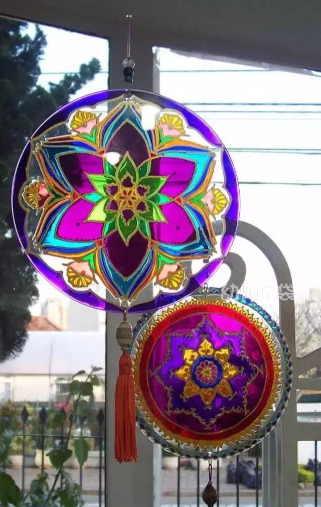 吊饰幼儿园教室吊饰简单环保,用废旧物品做关于冬天的手工吊饰