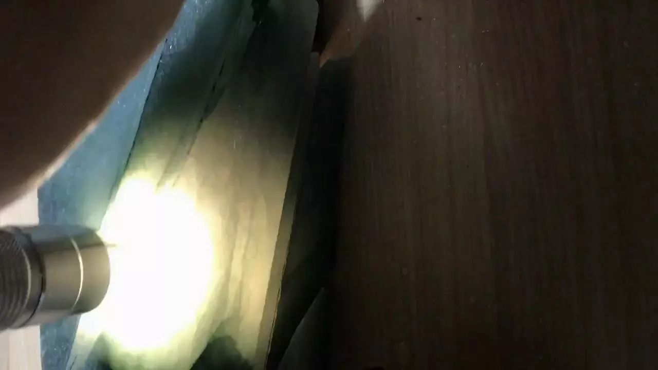 6000入手的莫西沙翡翠原石,2万拿下的莫西沙翡翠原石