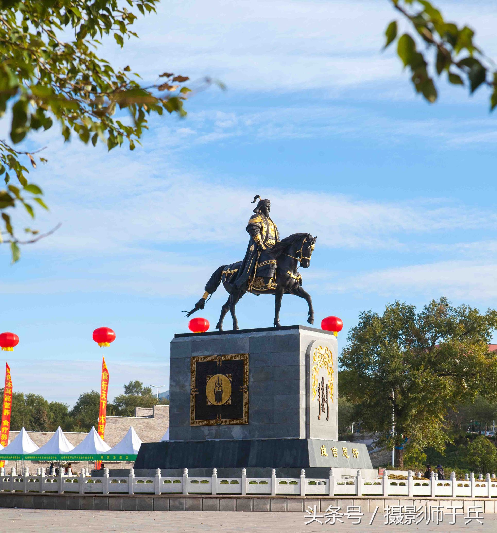 乌兰浩特成吉思汗庙70年代图 (乌兰浩特成吉思汗庙门票在哪买)