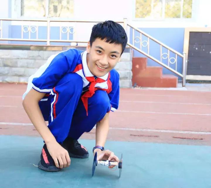 各个学校校服款式,今年学校最流行的校服