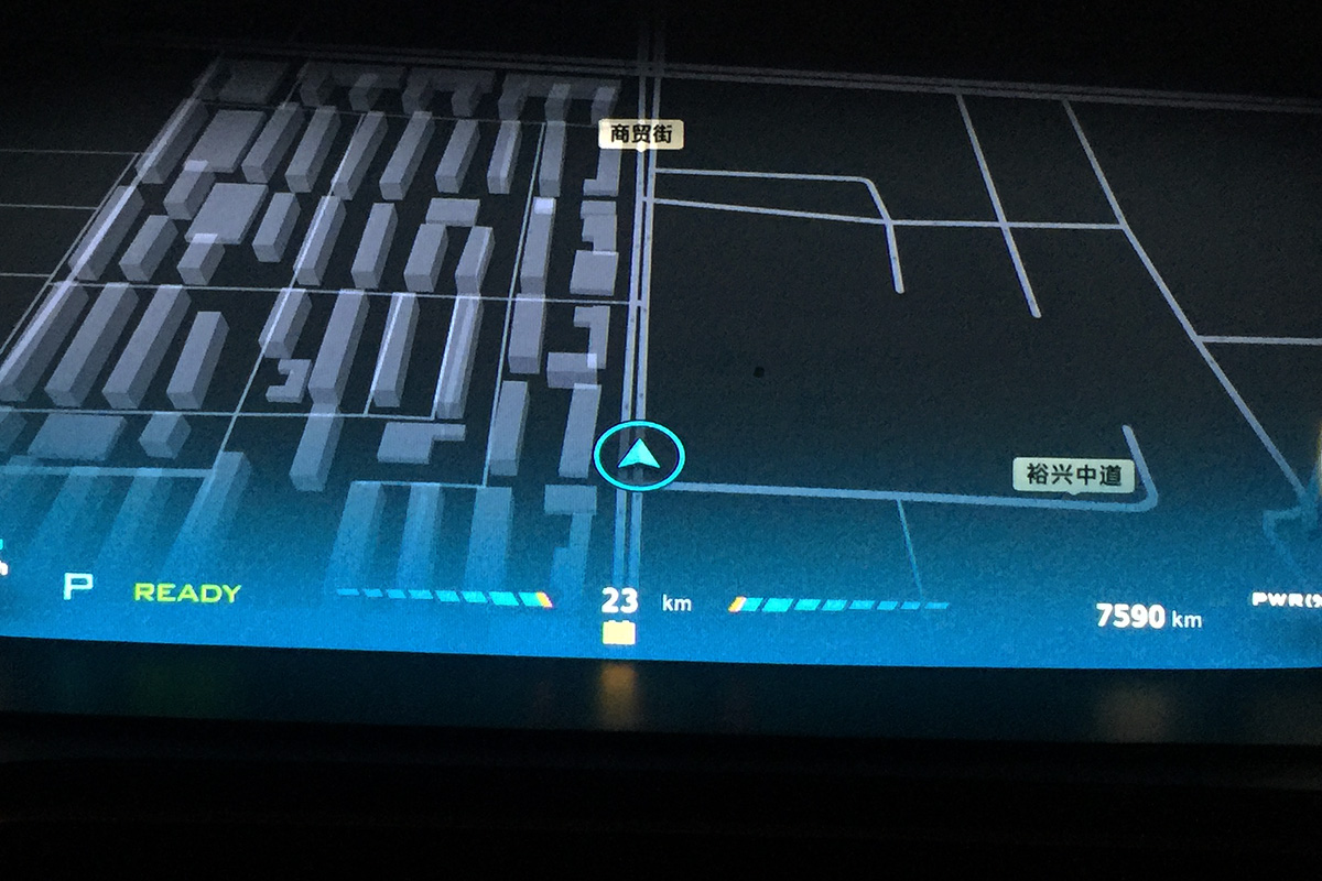 盘点雪天路滑摔倒爆笑场面,自驾游雪地上遇到突发事件