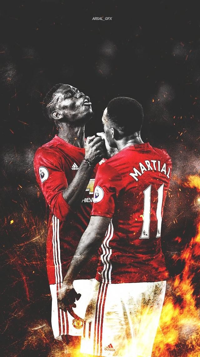 关于足球的炫酷手机壁纸,少年感的足球壁纸