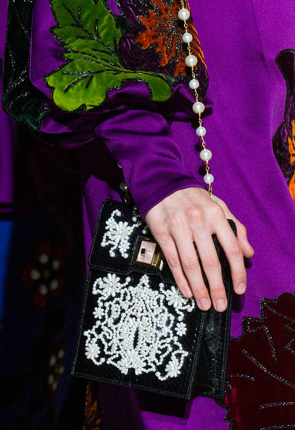 美到犯规｜有了这些花样玩法谁还要正经地戴珍珠？