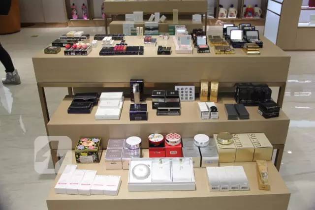 成都新开免税店在哪儿,成都保税店