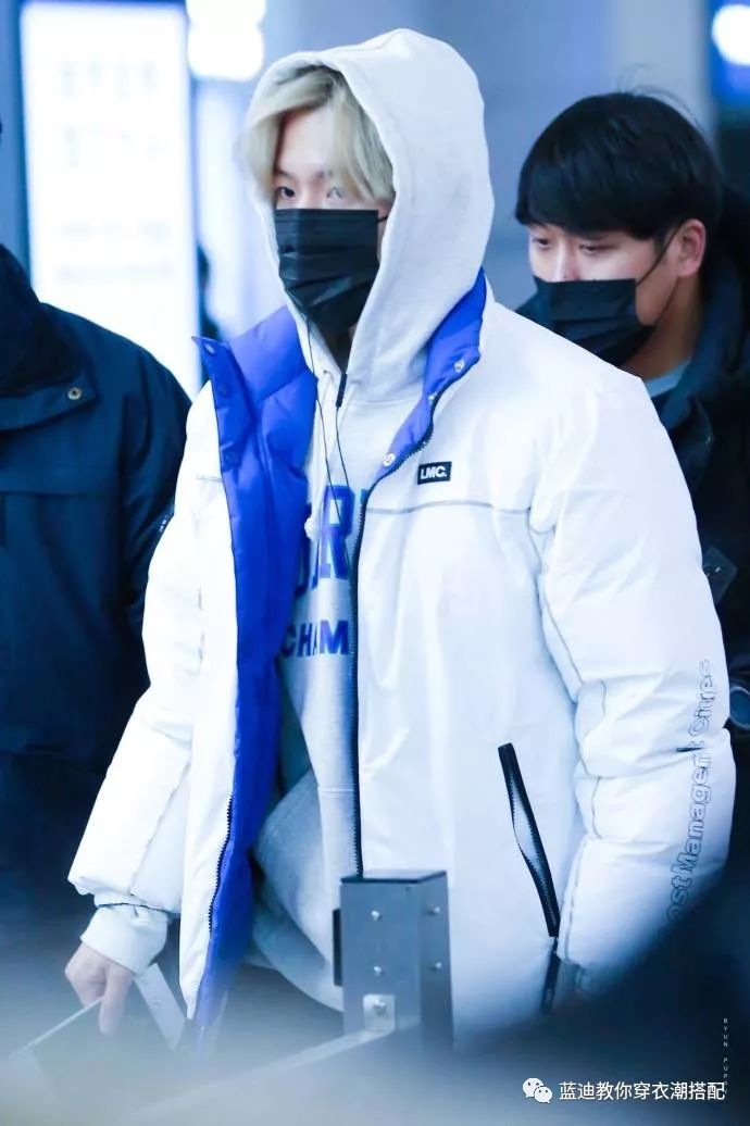 插播男明星｜边伯贤罗志祥金在中机场*服私**，活动*服私**搭配