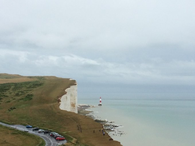 【已完结】英格兰苏格兰18日游记——美景、历史、足球、文化全体验(含挡风玻璃损坏以及车胎被扎处理经过)
