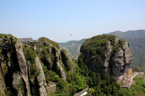 天地有大美,大美方山风景区