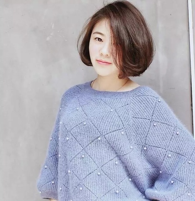 沙宣波波头适合40到50岁的人图片,沙宣波波头发型中发