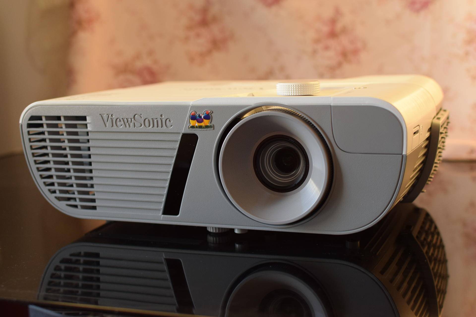 入门级家庭影院配置方案,优派px726hd投影机