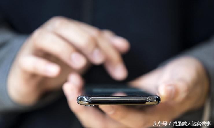 iphone屏幕失灵怎么强制关机,如果iphone重启会怎么样
