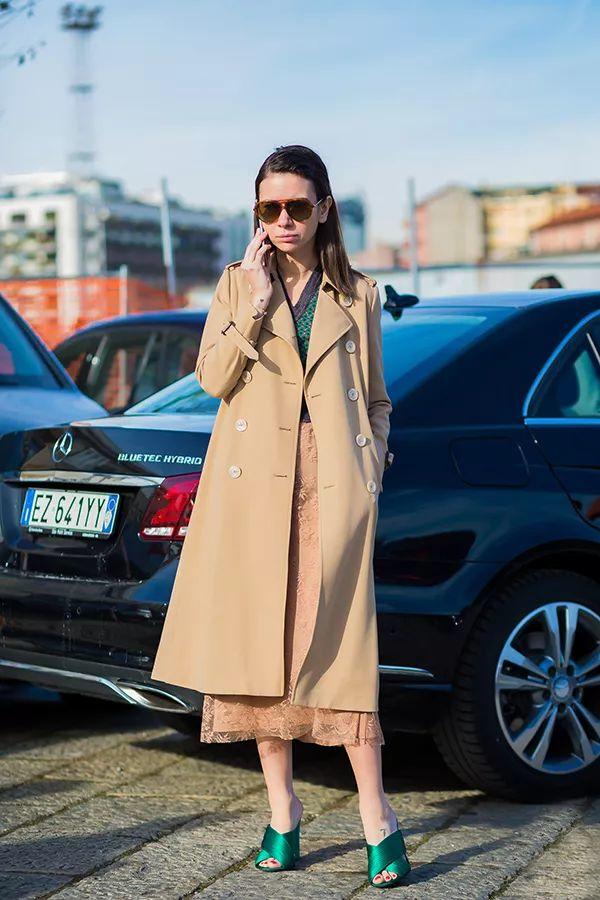 中长外套怎么穿好看又显高级,短外套时髦又显高