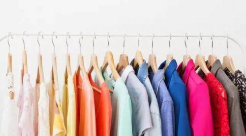 新买的秋衣秋裤有股汽油味能穿吗,新买的衣服一股汽油味还能穿吗