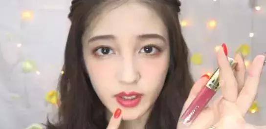 50元买个香奈儿,一万块钱香奈儿能买到啥