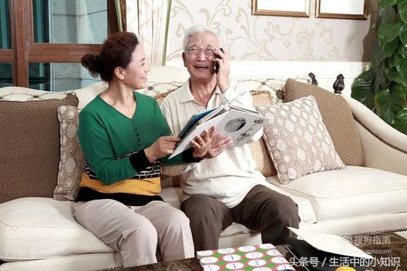 妈妈对儿子管的太严好吗,妈妈管女儿太严