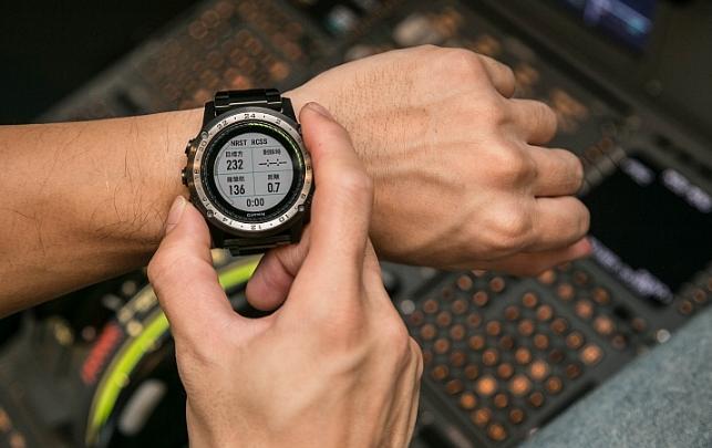 比水鬼高级的手表,garmin佳明255智能运动手表