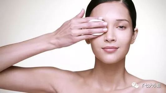 哪款卸妆产品卸得干净,哪款卸妆产品比较好用卸淡妆