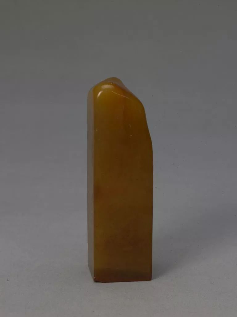 田黄石和金田黄的价钱及区别,昌化田黄寿山田黄老挝田黄哪个好