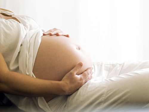 孕妈妈宫缩会影响宝宝什么,孕妈妈宫缩时腰酸