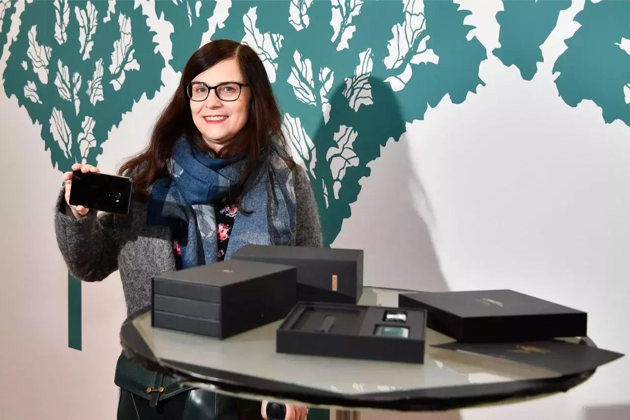 小米古董手机推荐,被博物馆收藏的小米手机