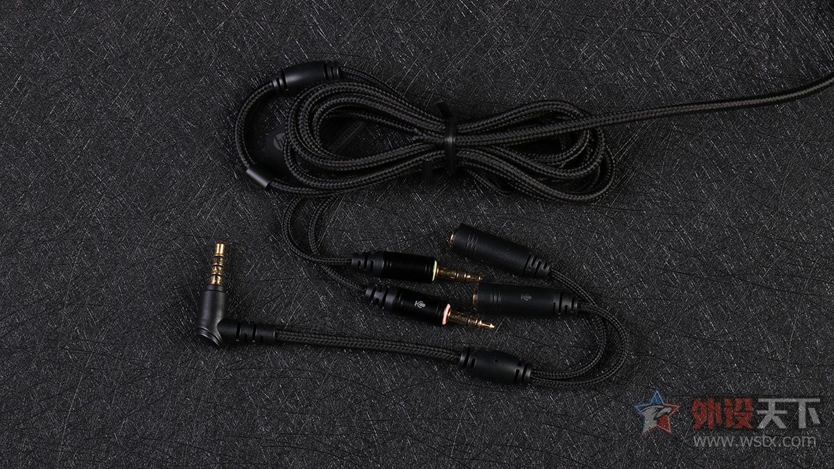 暗影精灵800耳机有几种样子,惠普暗影精灵系列性价比