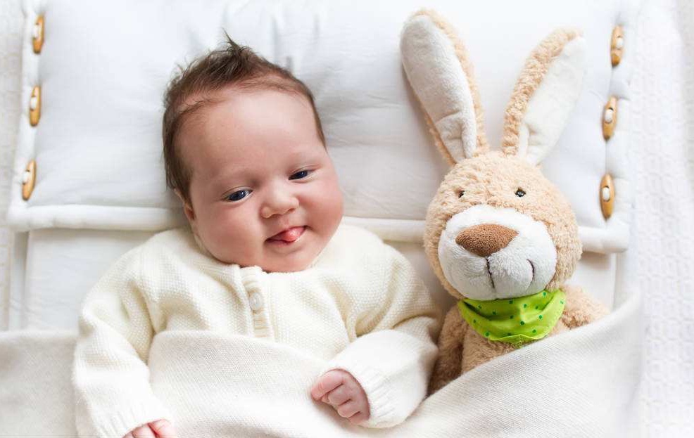 冬天新生儿如何保暖防寒,新生儿注意保暖的地方