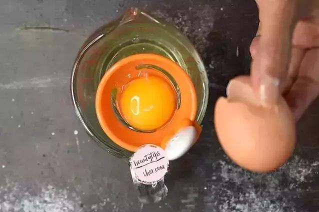 冬天手又红又紫怎么办,冬天手特别干燥怎么样可以保湿