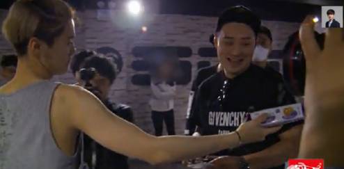 鹿晗26岁生日赴韩国,鹿晗跑男去韩国录制被粉丝认出