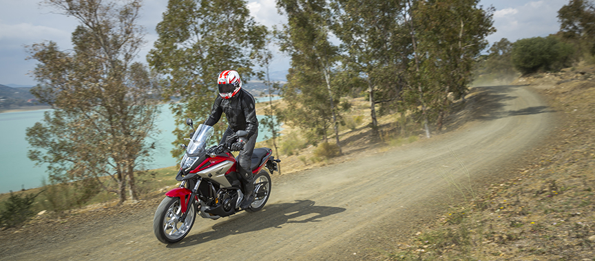 本田摩托车cb500x与nc750x对比,本田cb500x与nc750x怎么选