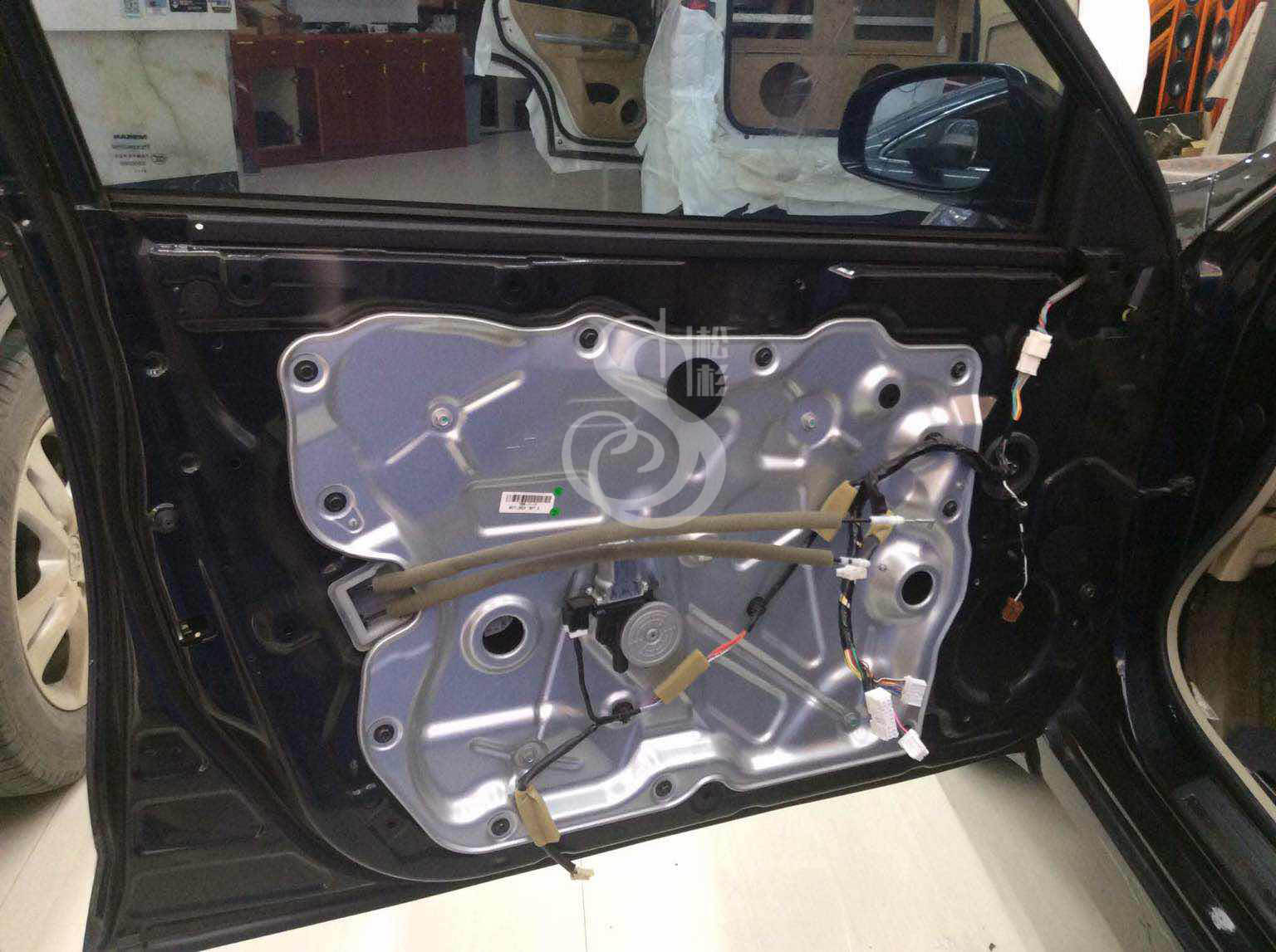 日产天籁改什么喇叭好,日产天籁音响升级