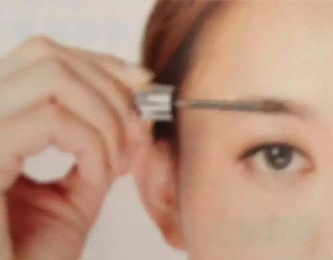 修眉画眉画法教程,浓眉如何画眉妆