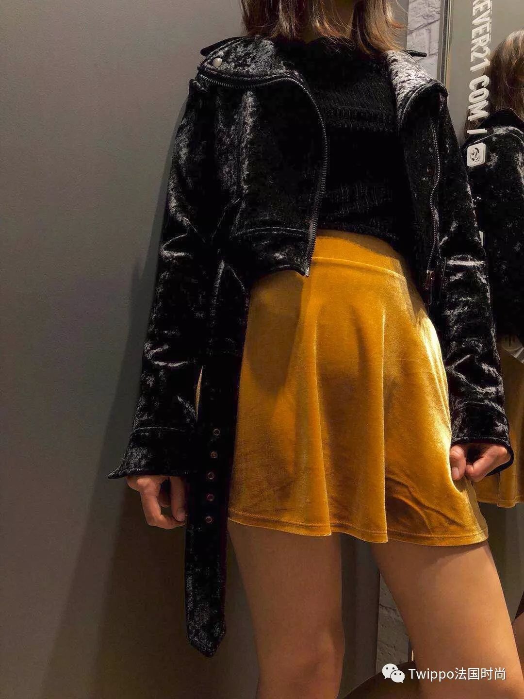 丝绒单品怎么穿好看,今年流行丝绒单品