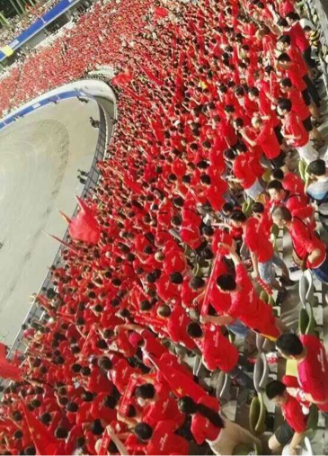 以梦为马不负韶华六一汇演,以梦为马不负韶华年会朗诵