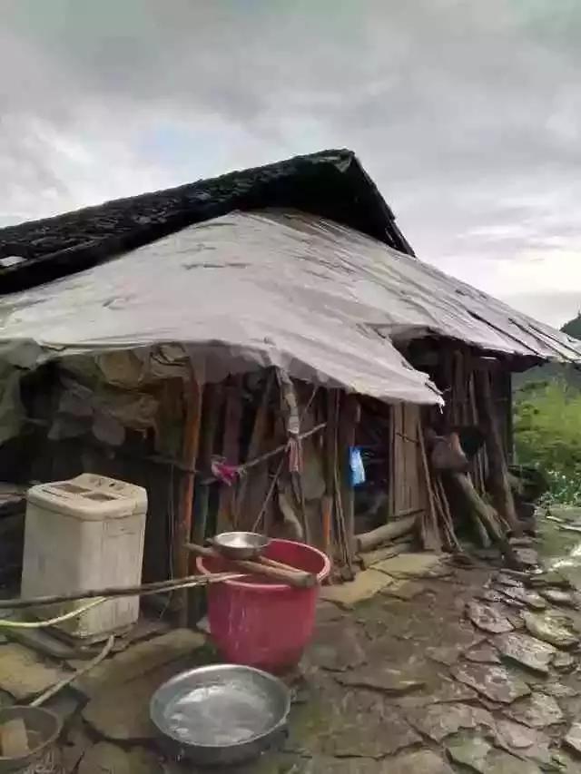 住房计划｜一堆炭火可以温暖前半夜，下半夜就需要深沉的睡眠来抵抗山区的寒冷