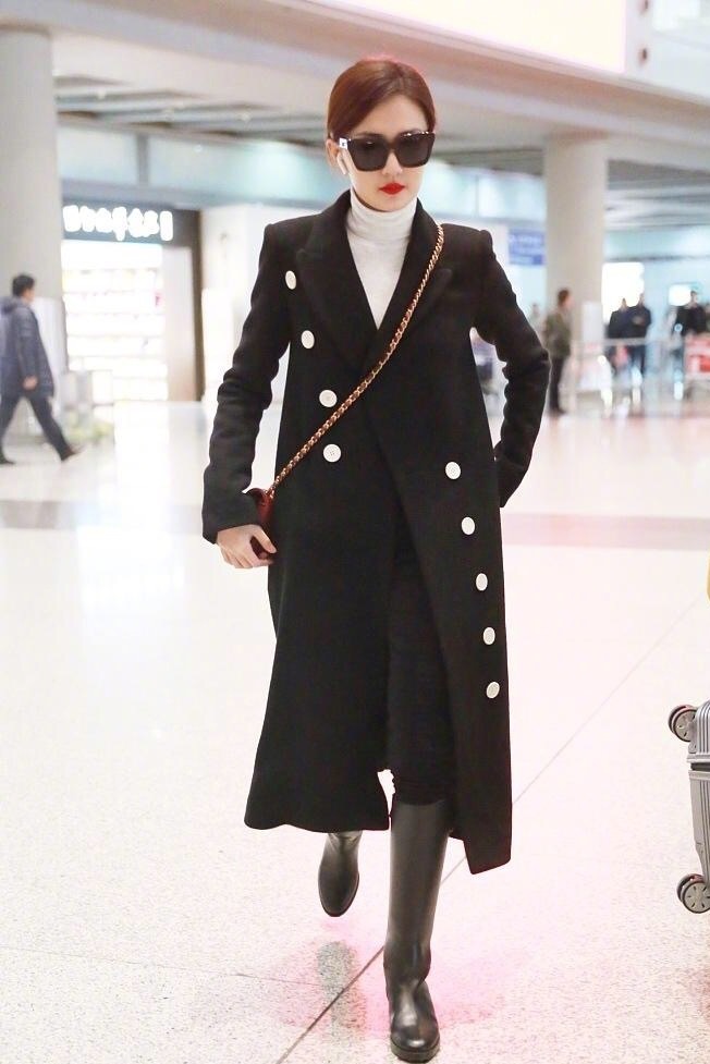 想要穿好大衣你要注意这几个细节,想要气质冬天大衣