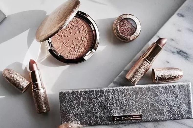 平价圣诞限定礼盒彩妆,美到窒息的圣诞彩妆