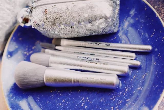 blingbling的圣诞限定不完全晒单｜买买买的幸福力