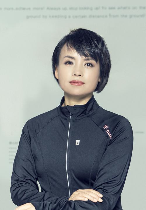 三分钟看完一周服装圈大小事：雅戈尔、森马、特步、探路者、Zara