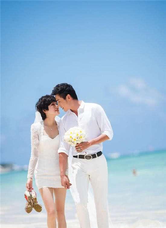 李小璐贾乃亮黑白婚纱照街拍,李小璐贾乃亮婚纱照拍摄地