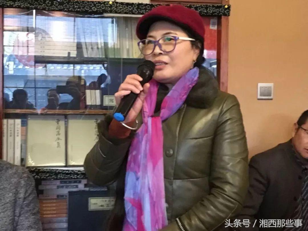 35岁，不想虚度人生，骑摩托车穿越青藏高原，写三本书还多次获奖