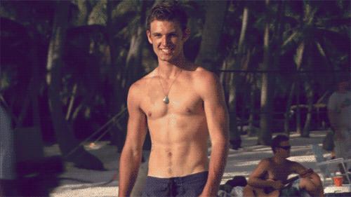 口红最初是给男性设计的吗,口红最开始选什么颜色好点