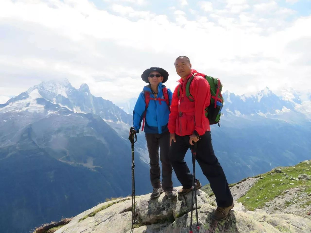 丁振东简介,南充市嘉陵区丁振东