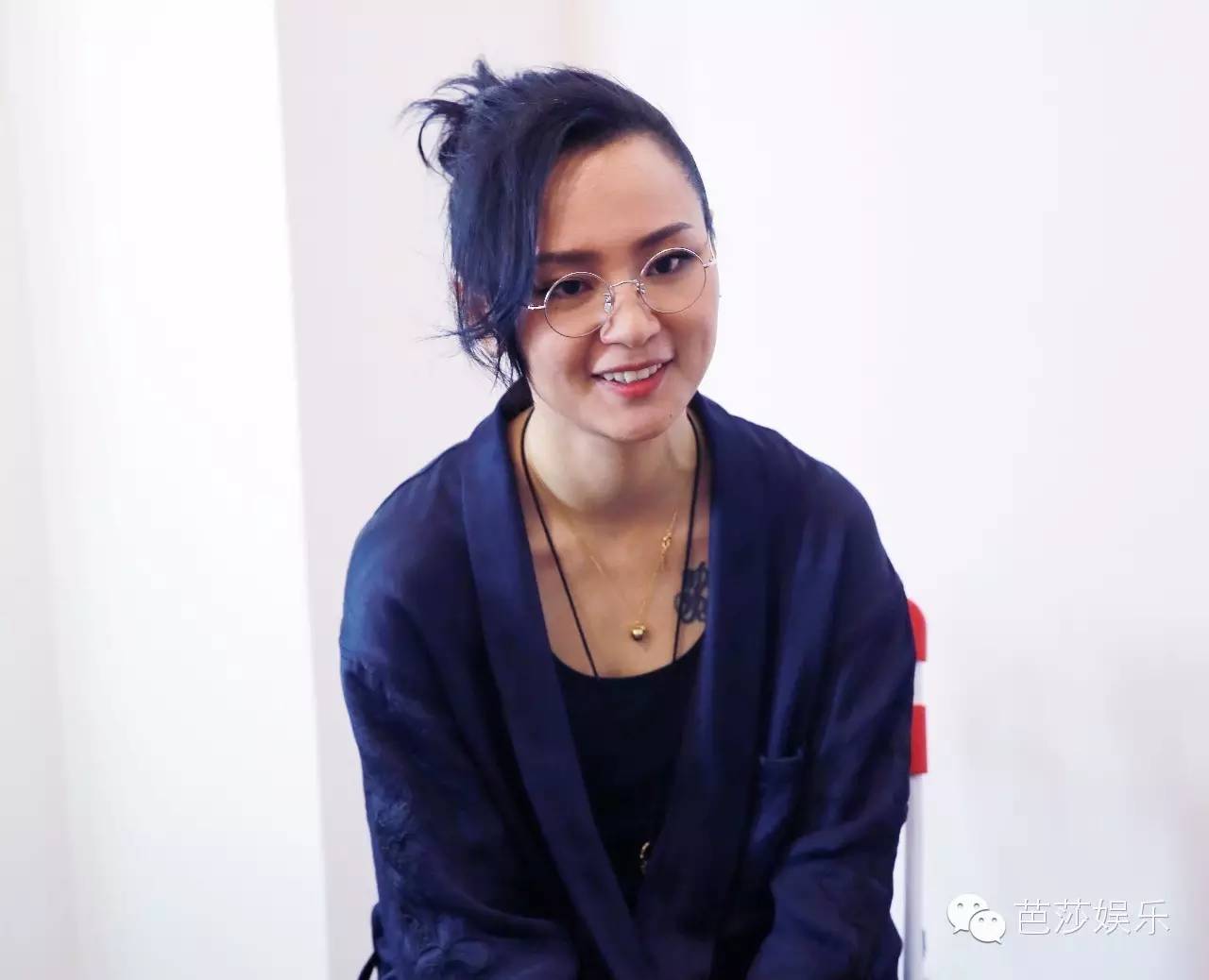 张艺兴白鹿同台领奖,张艺兴王一博领奖