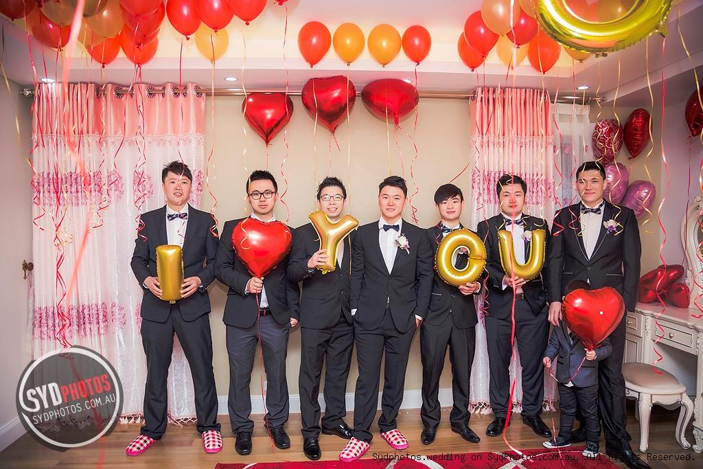 伴娘主持堵门开场白,伴娘堵门伴郎的回答