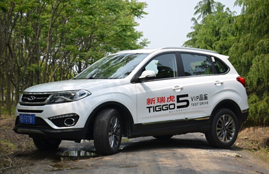 奇瑞瑞虎81.5试驾,瑞虎5x1.5自吸试驾视频