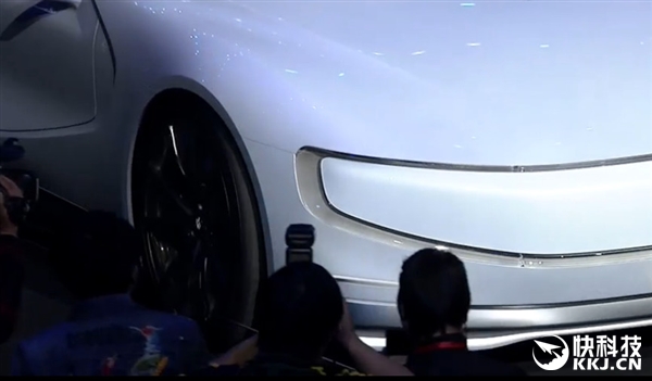 酷乐视苹果,电动汽车智能化展示