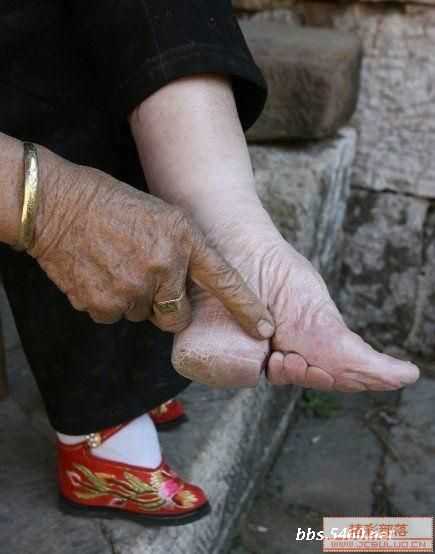 三寸金莲真实性,真实的三寸金莲真的好看吗