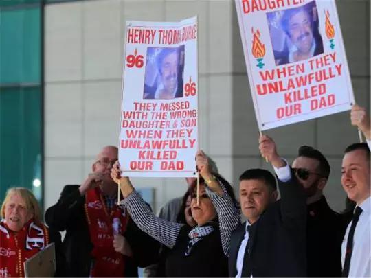 利物浦球迷希尔斯堡惨案,利物浦球迷两次惨案