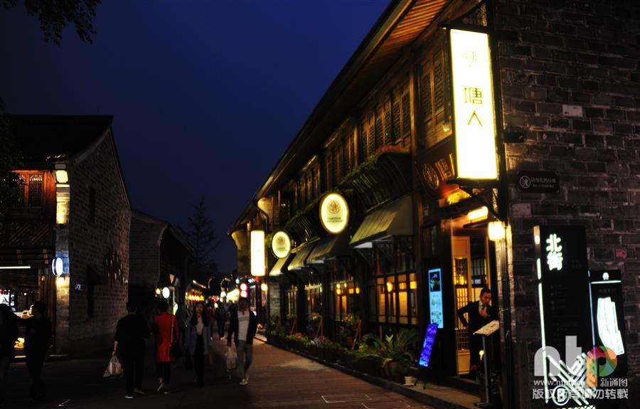 穿越百年的街市南塘老街,千年古街华丽蝶变